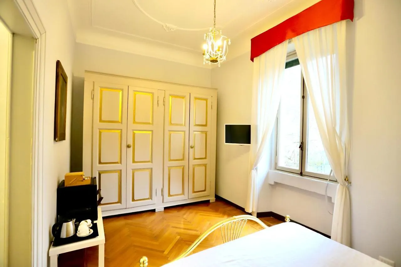 La Villa Del Lago Ghirla Frühstückspension