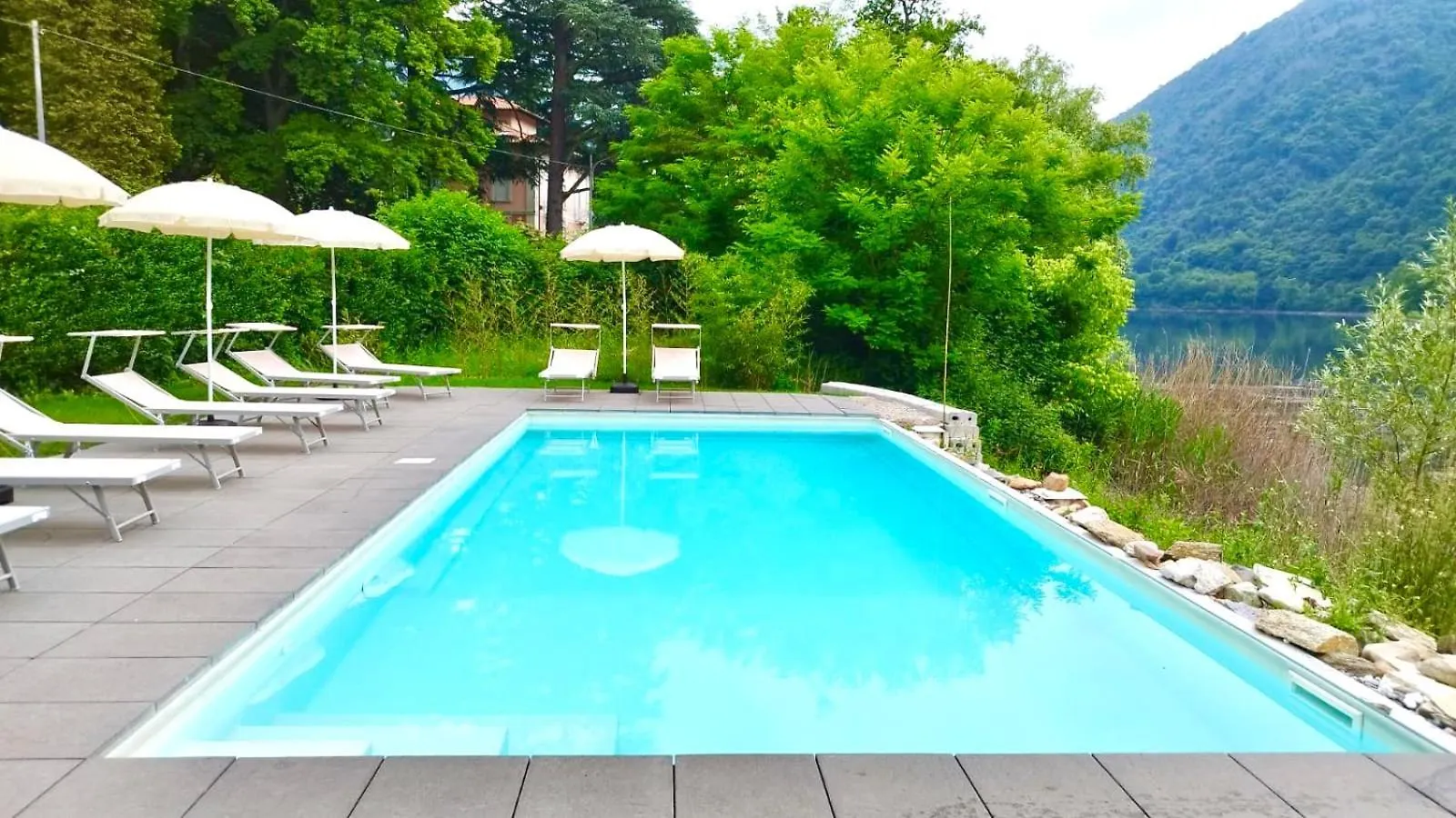 Frühstückspension La Villa Del Lago Ghirla Italien
