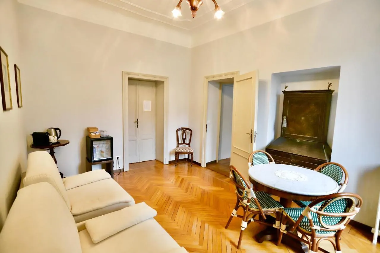 Bed & Breakfast La Villa Del Lago Ghirla